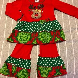 Adorable boutique Xmas 2piece girls outfit (4/5T)